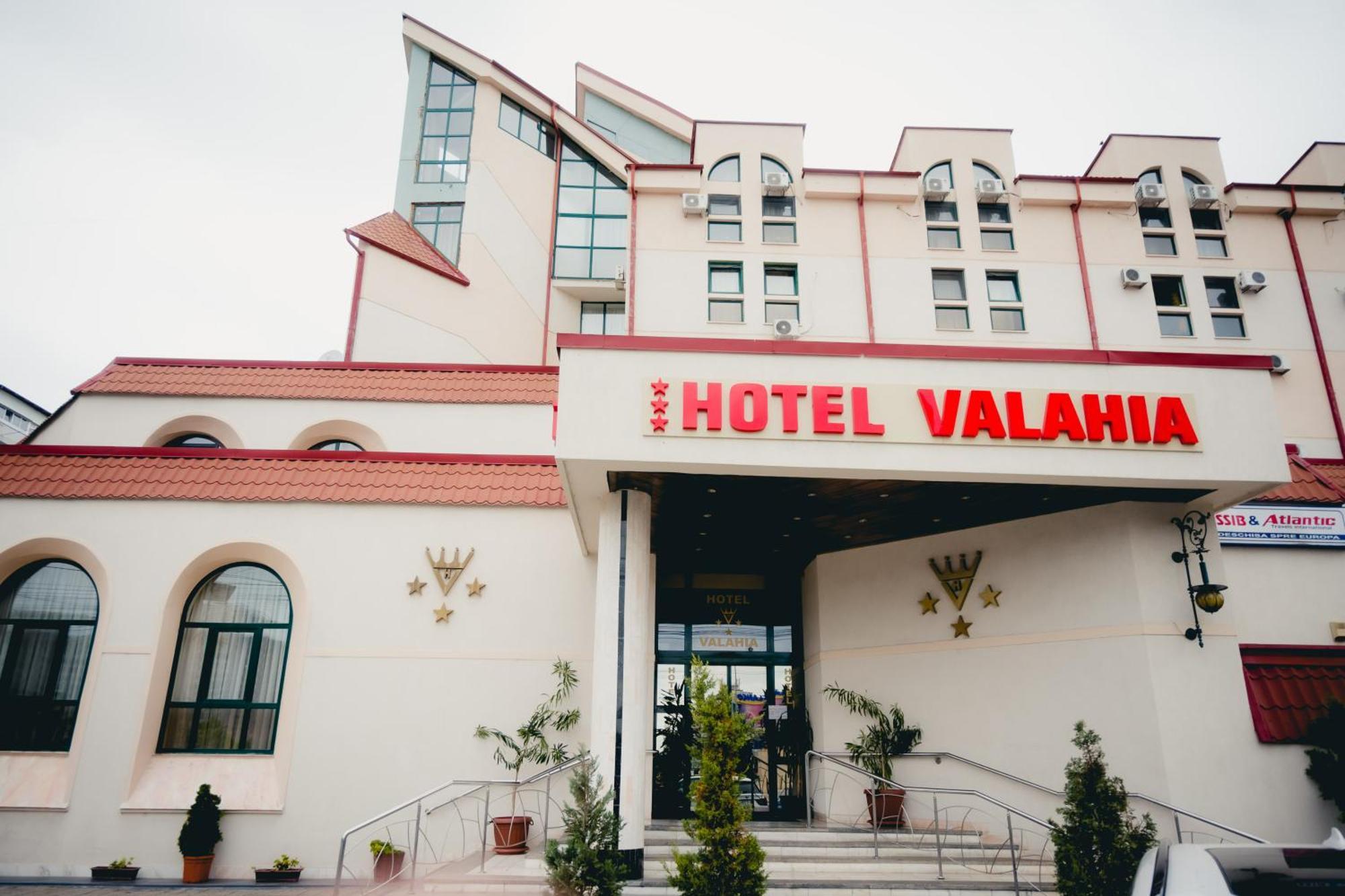 Hotel Valahia Тырговиште Экстерьер фото